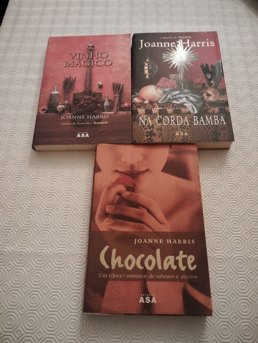 Livros de Romance Da Escritora Joanne Harris Novos Com  Humidade
