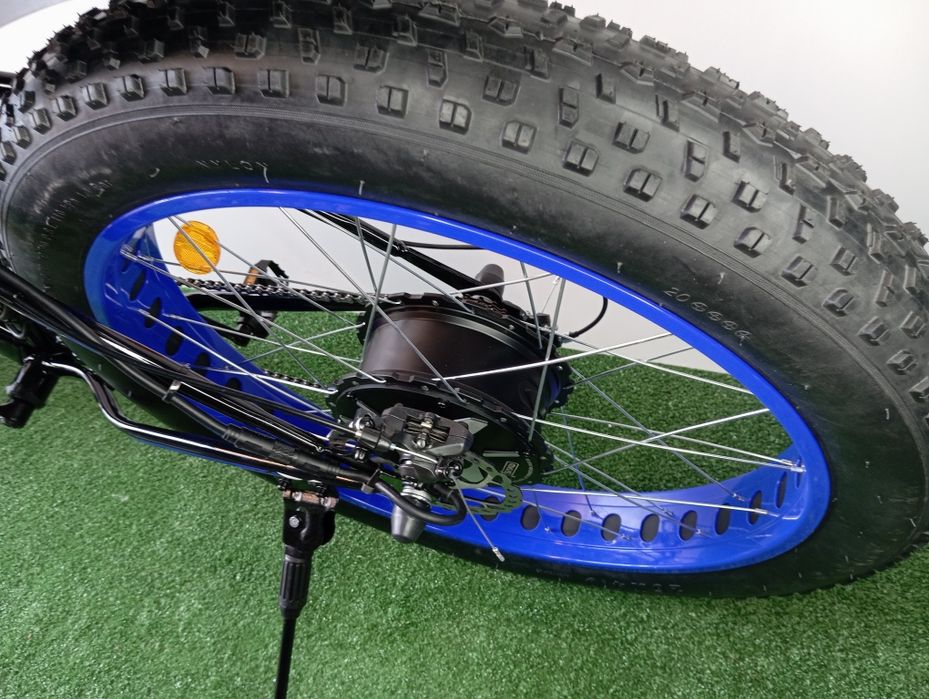 Електровелосипед , фетбайк Cross Tank 26 "-19", 48v-21 Ah , Pas-assist