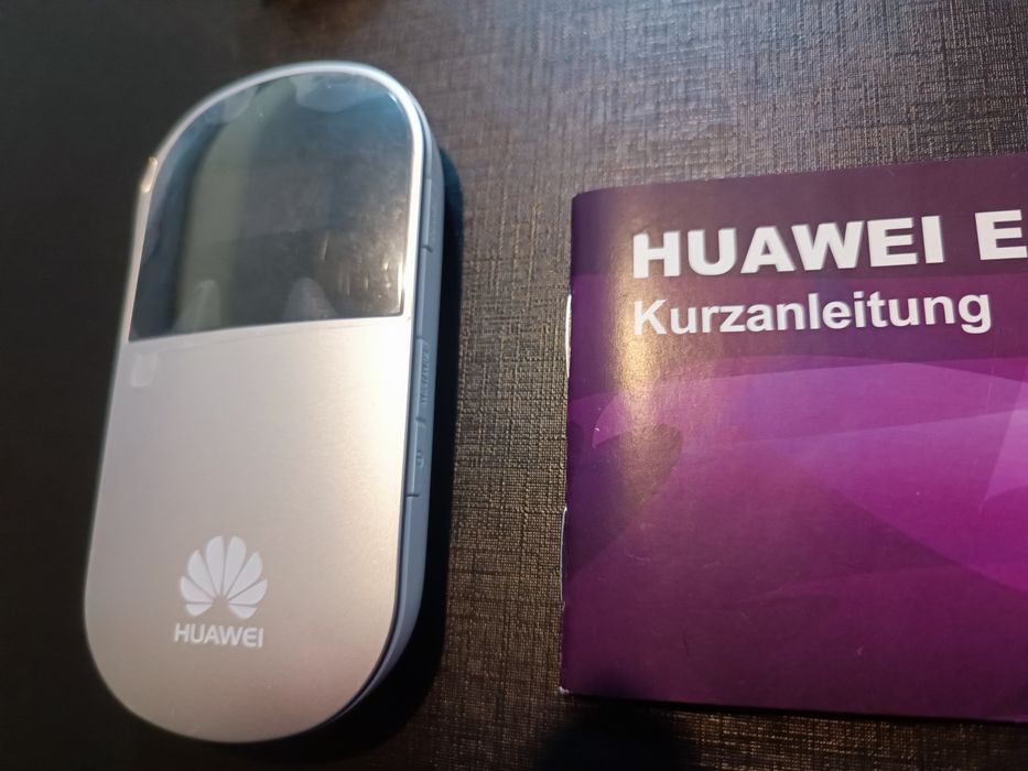 Мобильный роутер huawei e5