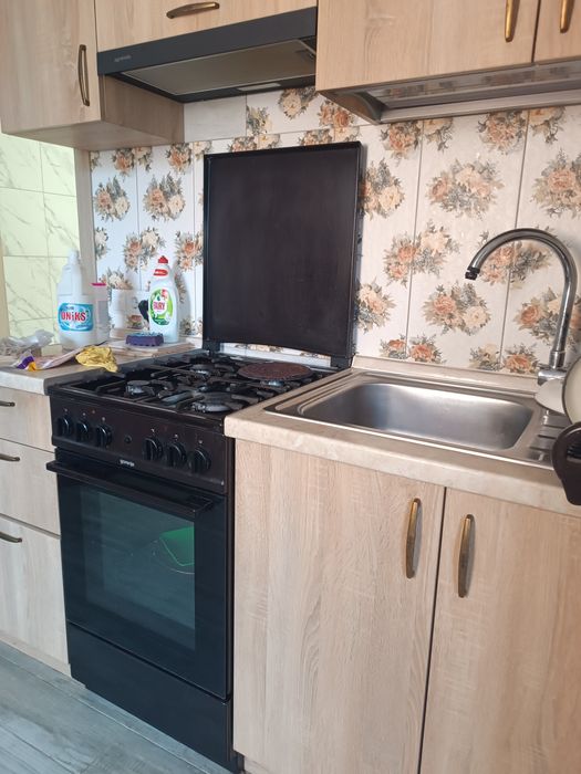 Здам будинок в м.Бровари.ціна -12000гр+к.п