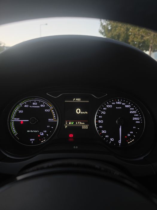Audi A3 E-Tron Sportback Bateria Nova