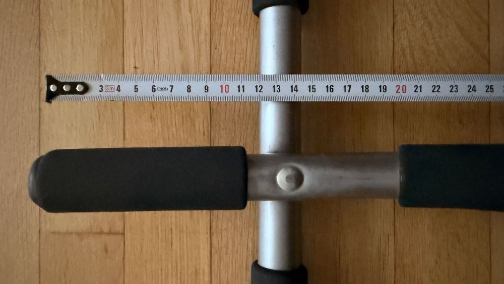 Drążek do podciągania mocowany na futrynie drzwi | Pull up bar