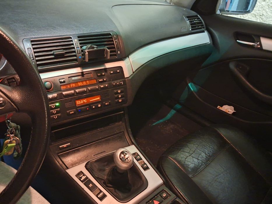 Vendo BmwE46 ano 2000