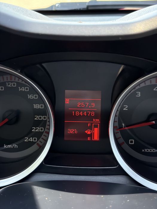 Mitsubishi Lancer 10-X
