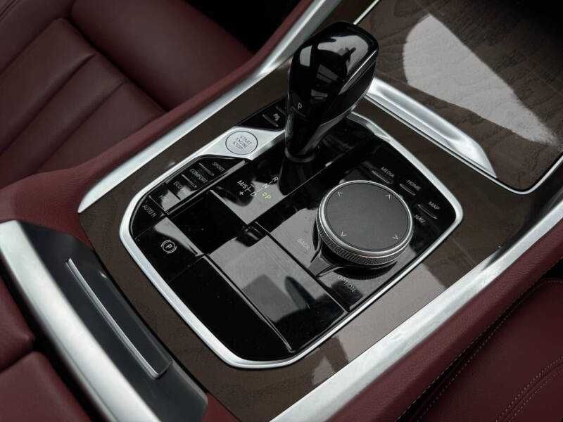2022 BMW X6 xDrive40i