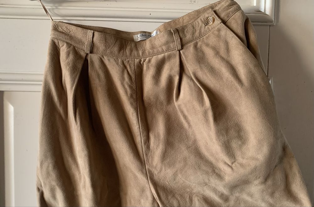 Штани жіночі Calvin Klein з натуральної замші, М, 44-46