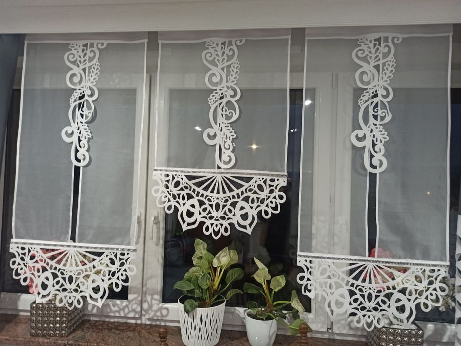 Nowy zestaw paneli gotowe do zawieszenia