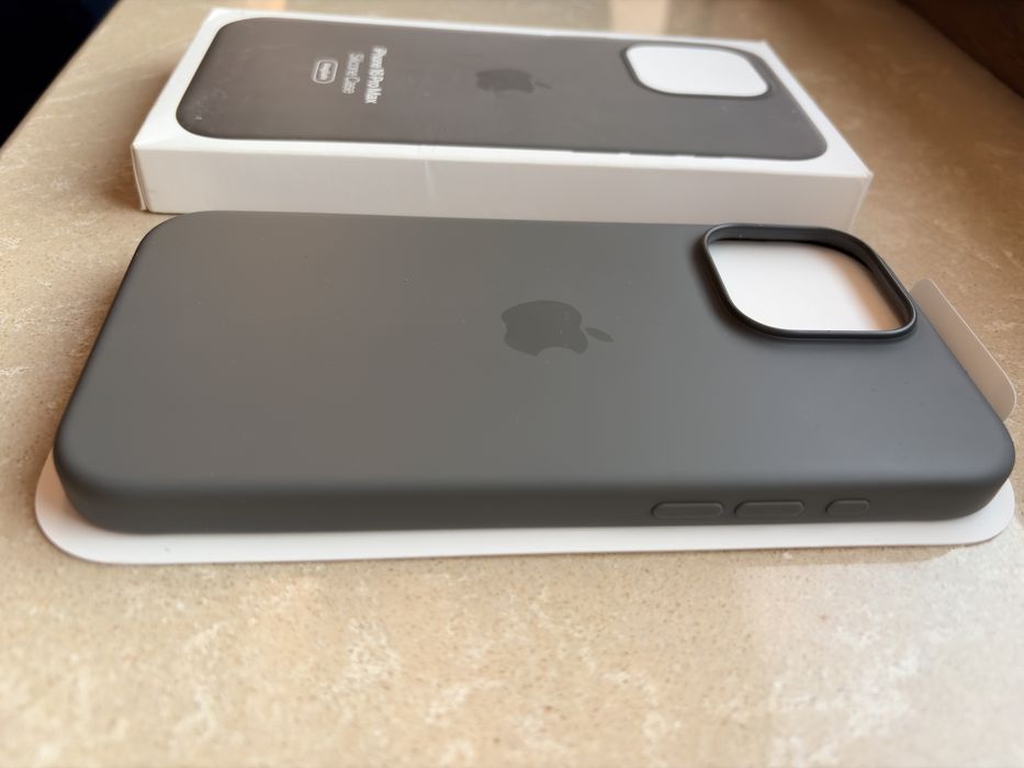 MYYV3ZM/A iPhone 16 Pro Max Silicone Case Stone Gray  X -com  PL oryginal
