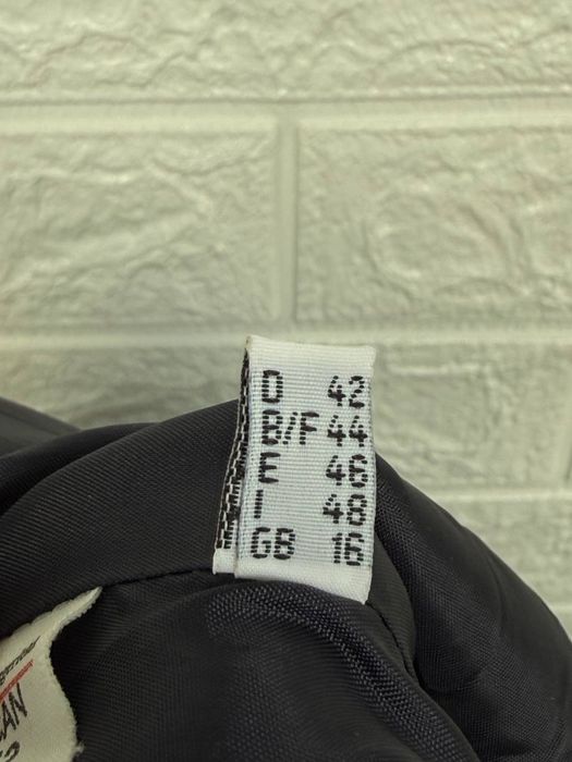 Піджак Karl Lagerfeld оригінал чорний натуральна вовна L-XL 10/10