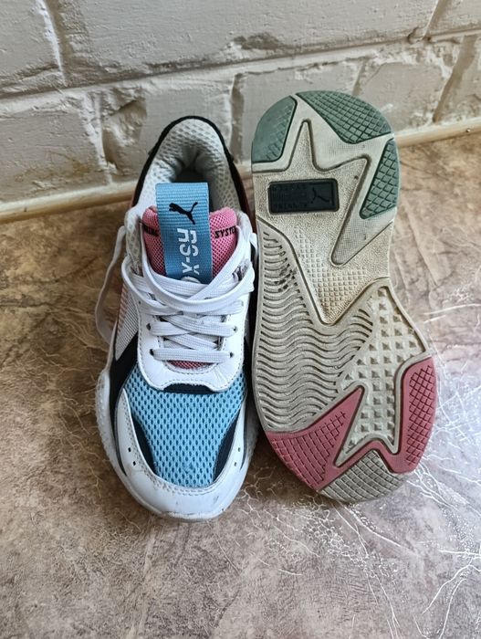 Жіночі кросівки Puma