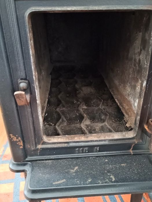 Piec koza norweski Jotul 118