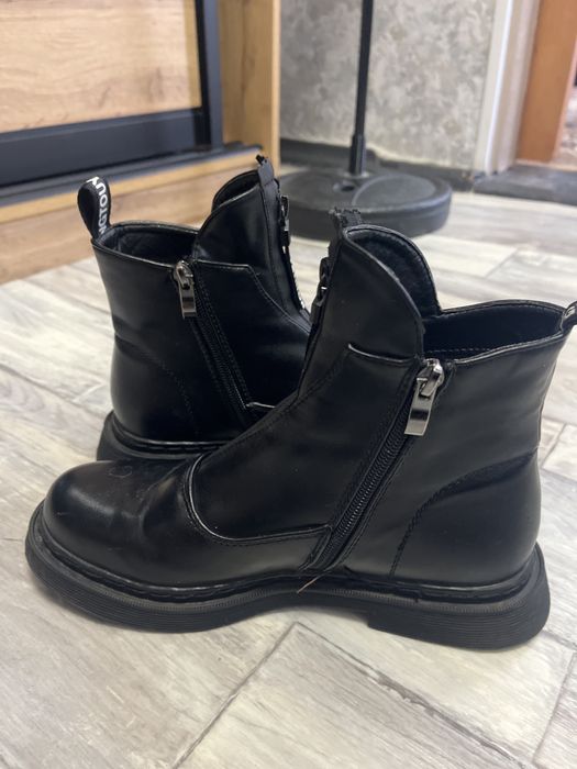 Продам сапоги женские