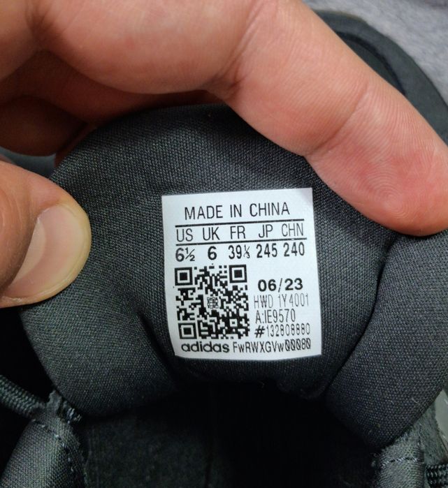 Кроссовки Adidas Ozelle Cloudfoam замшевые ботинки Ozweego