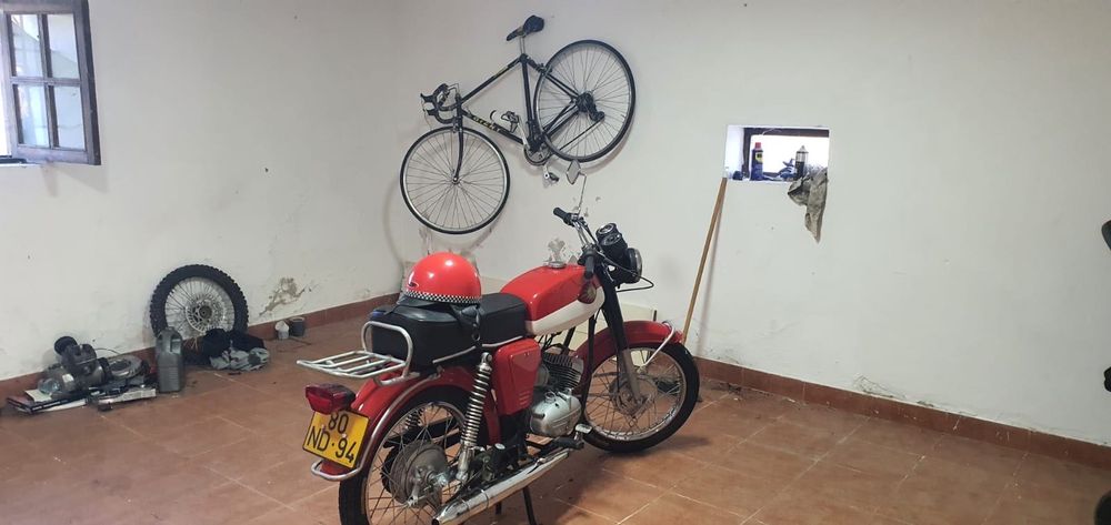 Moto casal k original 2000€ negociável