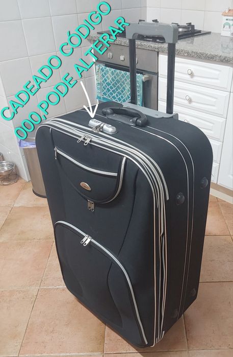 MALA , MALAS DE VIAGEM 30€ CADA. GRANDES E MUITO RESISTENTES.  Casa,Quarto, Arrumação, Sala, Mudanças.