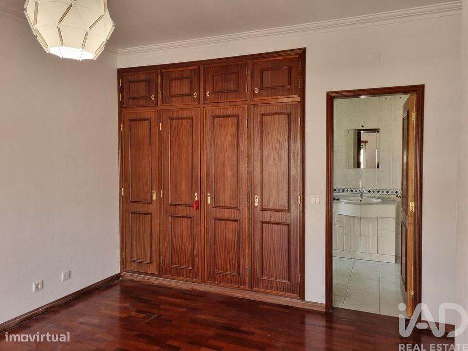 Apartamento T3 em Poiares (Santo André) de 126,00 m2