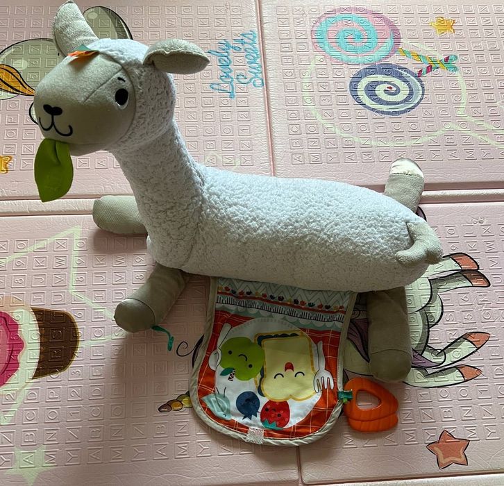 Іграшка для гри на животику