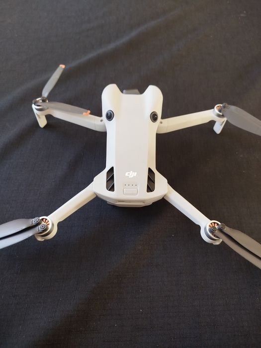 Dron Dji mini 4 pro