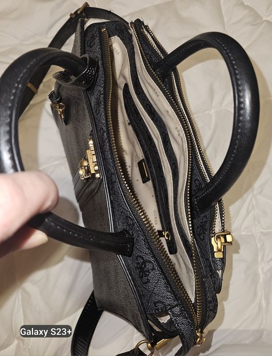 GUESS Ginevra Logo Elite Society Satchel