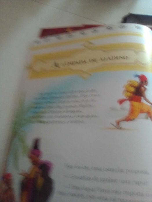 coleção de 4 livros infantis 44/8cm