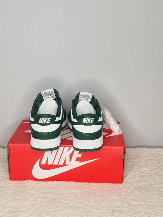 Nike Dunk low retro