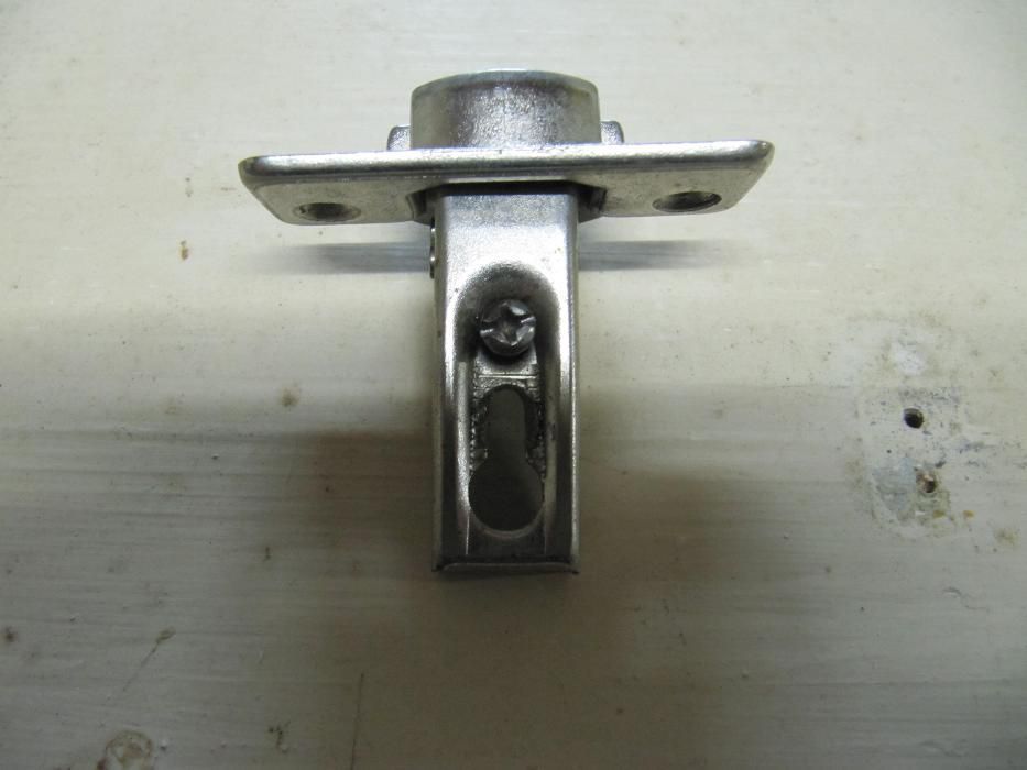 Cabinet Door Hinges