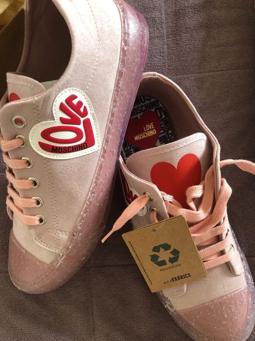 Кроссовки новые Love Moschino размер 39