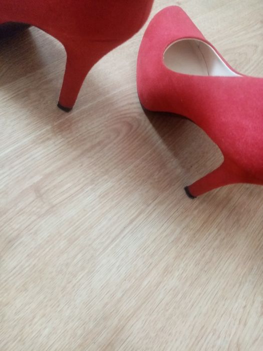 Szpilki damskie czerwone