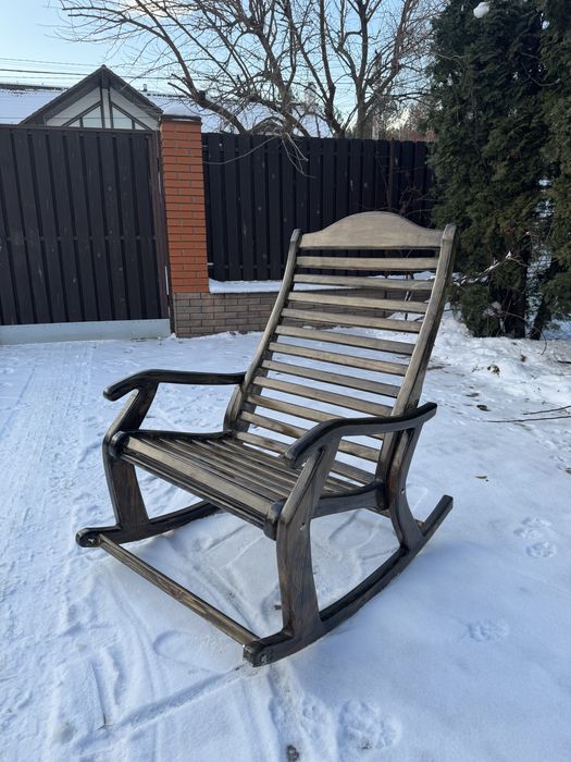 Крісло -качалка ручноі роботи