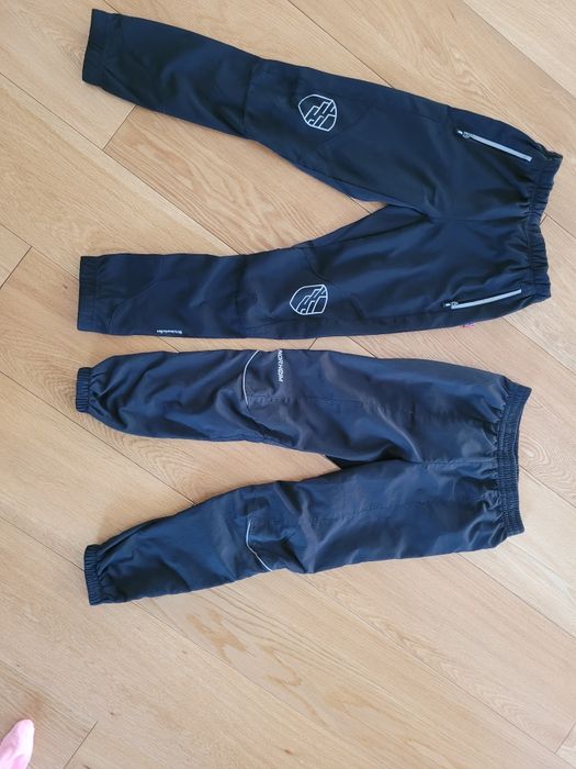 2 x Spodnie sportowe, w góry, podróż rozmiar od 128 do 134