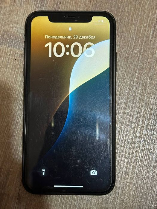Продам  IPhone 11  MWLT2CN/A