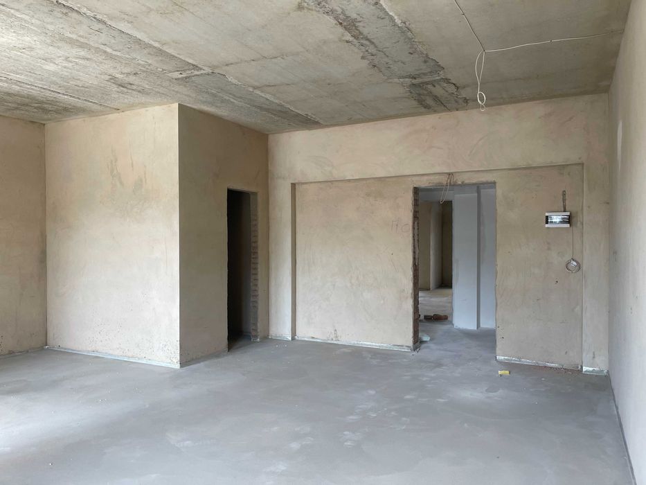 Комерція в ЖК "GRAND Липини". Зданий будинок.