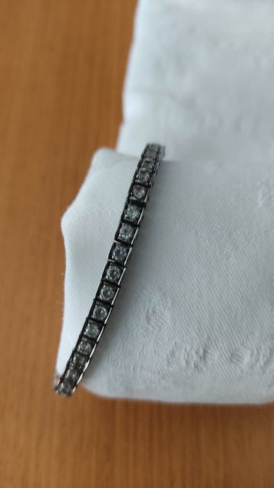 Pulseira de brilhantes CK