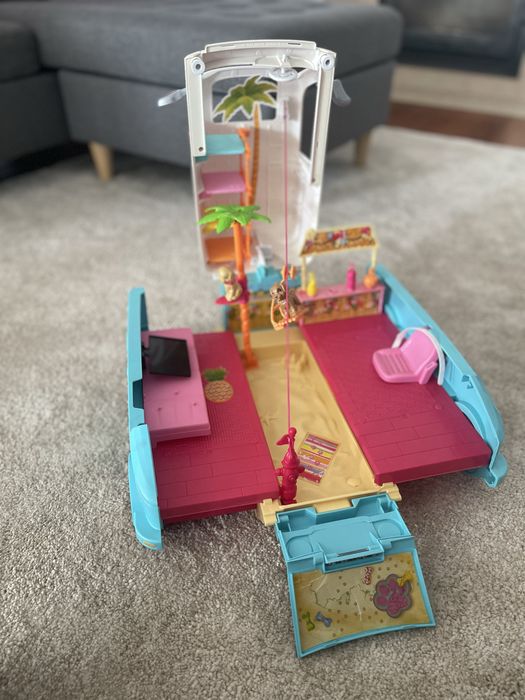 Barbie Puppy Mobile SUV Playset,