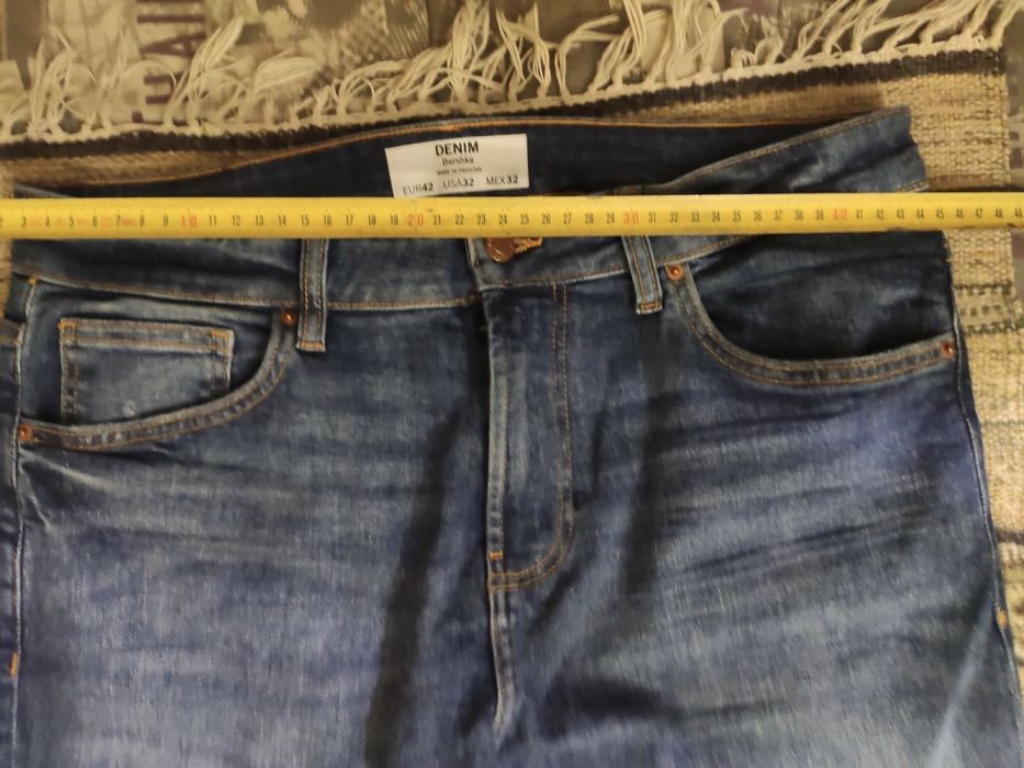 Джинсы мужские Bershka