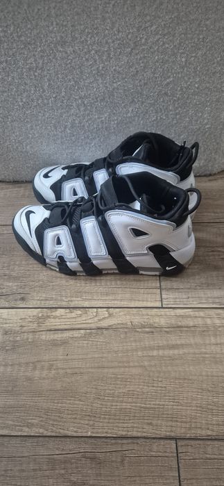 Nike air more uptempo 96