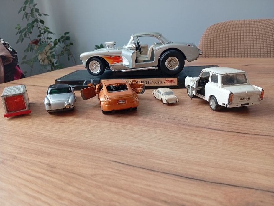 Miniatury aut sprzedam