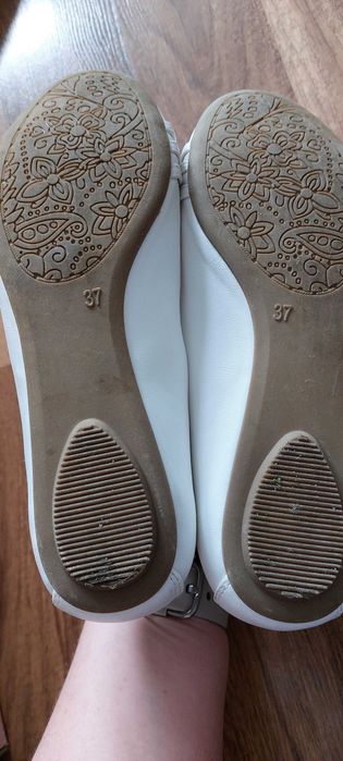 Buty białe dziewczęce komunijne