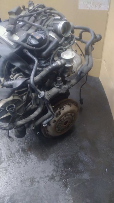/ Passat B6 Golf V Octavia II silnik kompletny 1.6 8V BSE