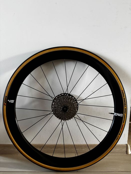 Koła szosowe ENVE Foundation 45