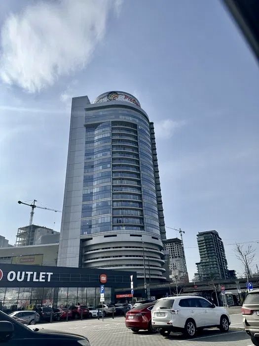 Оренда розкішної 3-кімнатної квартири з панорамою на Дніпро в ЖК "Most City" , 10 комфортний поверх , можна з тваринкою