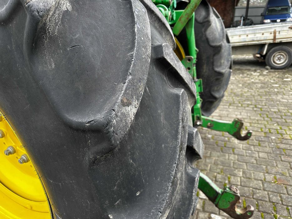 Трактор John Deere 6820 - 2003рік