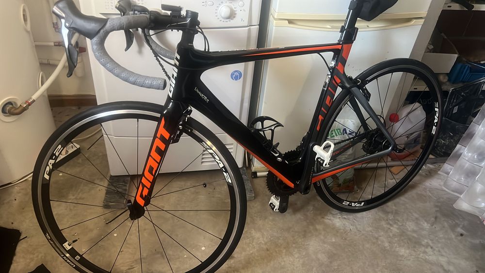 Bicicleta de estrada carbono