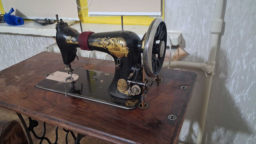 Швейна машинка Singer початку 20 століття