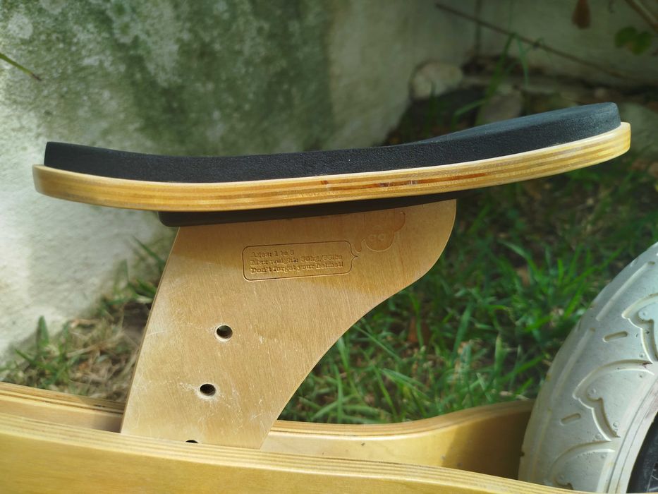 Bicicleta sem pedais / Wishbone balance bike