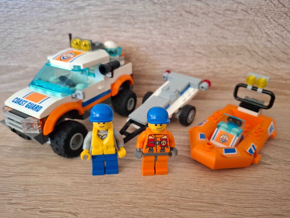 LEGO City 60012 Wóz terenowy i łódź nurków