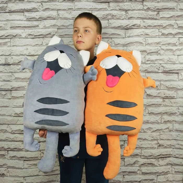 Котик подушка. Игрушка котик.Полосатый кот. Подушка-обнимашка кот.