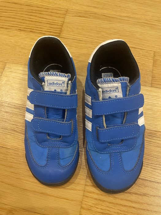 Кроссовки Adidas  оригинал 26,5