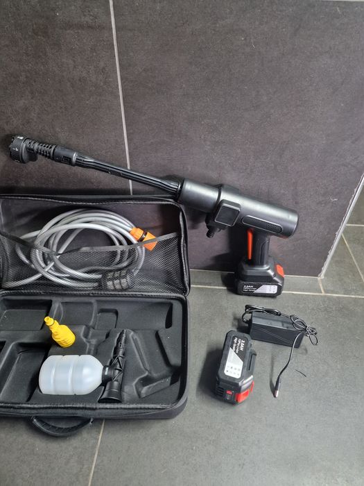 lavadora de alta pressão portátil sem fio.