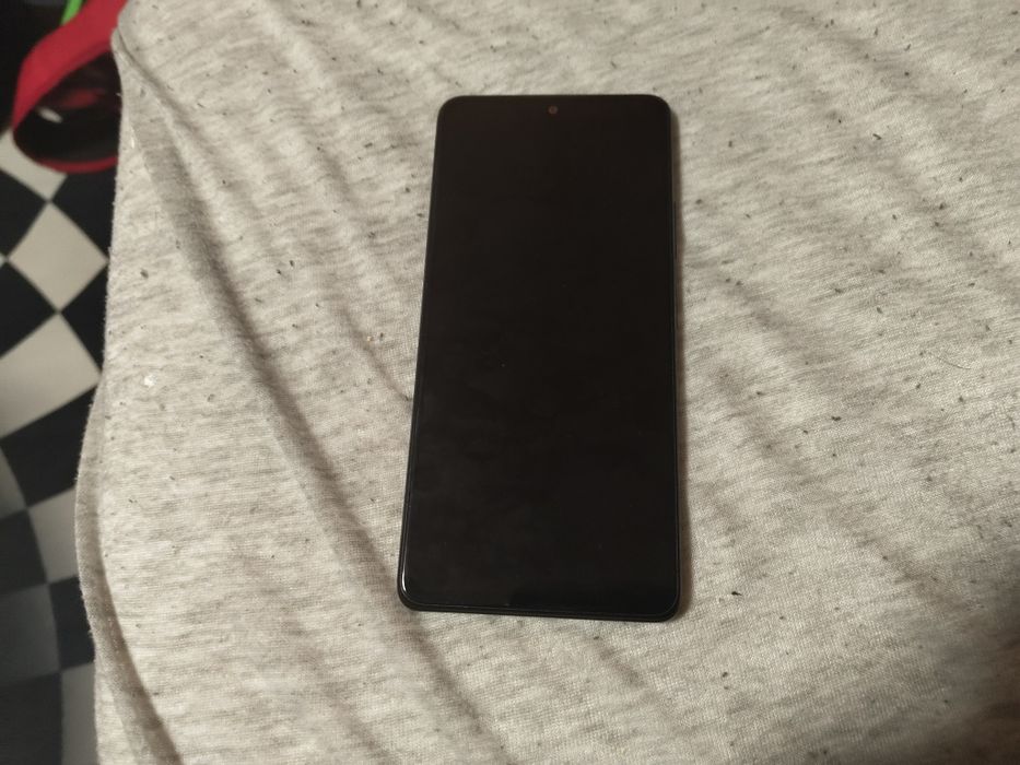 Redmi note 10 pro lekko uszkodzony cena do negocjacji